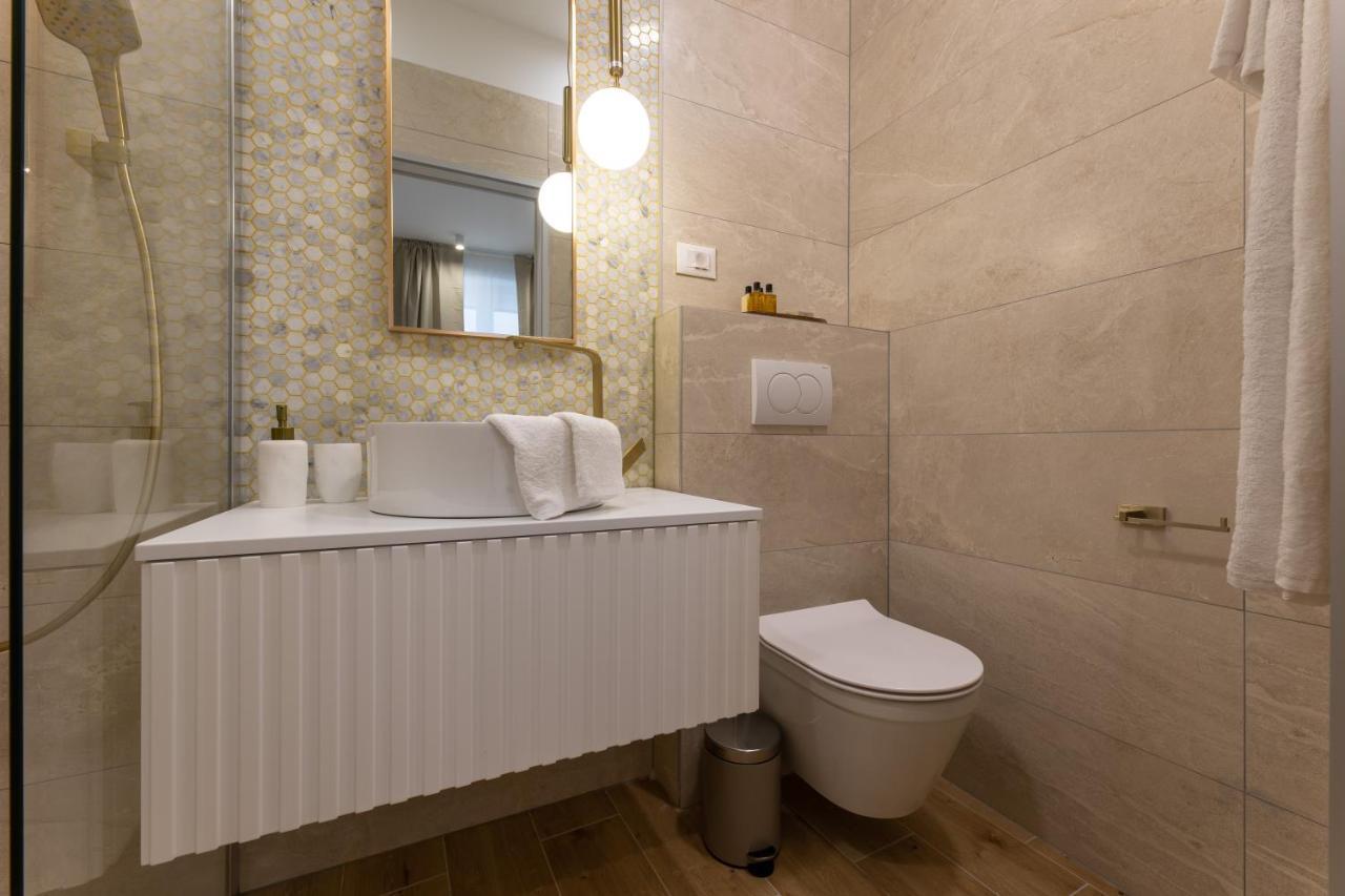 Palace Luxury Rooms Split Exterior foto